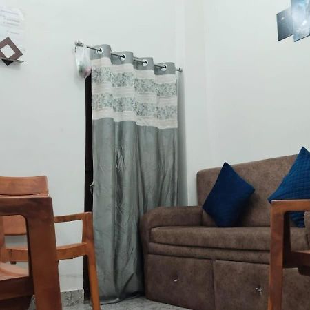 Shree K.B Guest House فاراناسي المظهر الخارجي الصورة