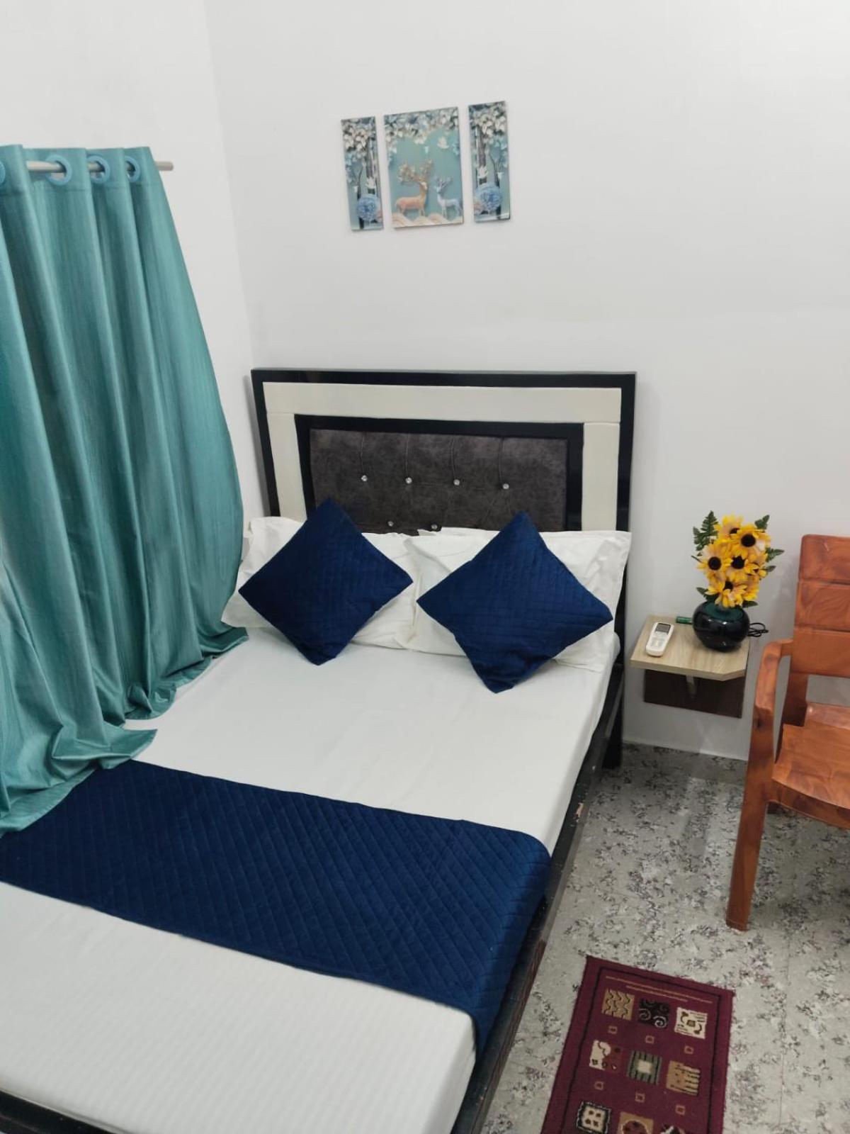 Shree K.B Guest House فاراناسي المظهر الخارجي الصورة